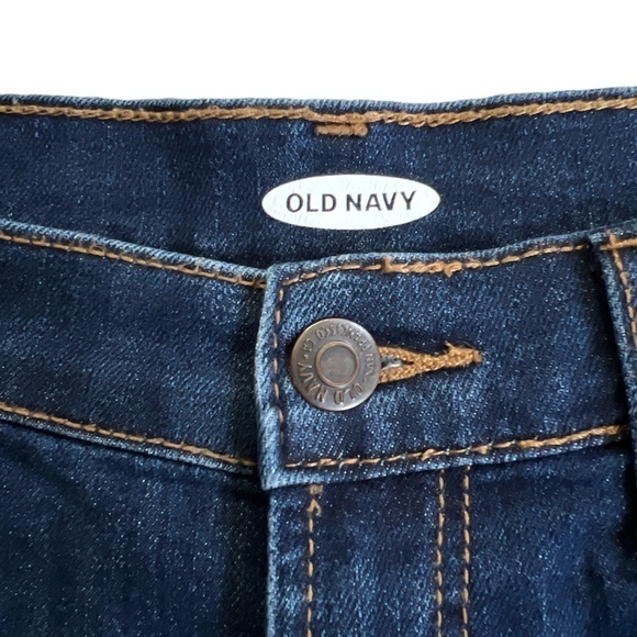 Old Navy High Rise Cuffed Jean Shorts Sz. 10 - Picture 3 of 6
